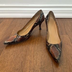 Stuart Weitzman Brown Snakeskin Pumps Sz. 10.5